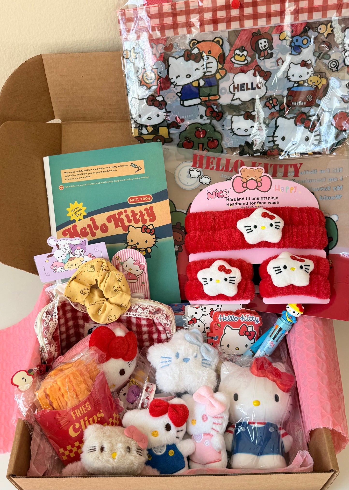 Hello Kitty HEART BOX - 2 Scoop